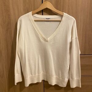 White Cream V Neck Sweater. medium. never worn.
